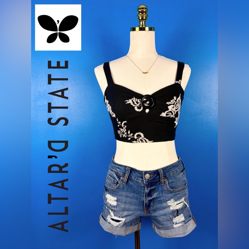 ALTAR'D STATE Embroidered Sleeveless Black Cropped Top, Sz Small